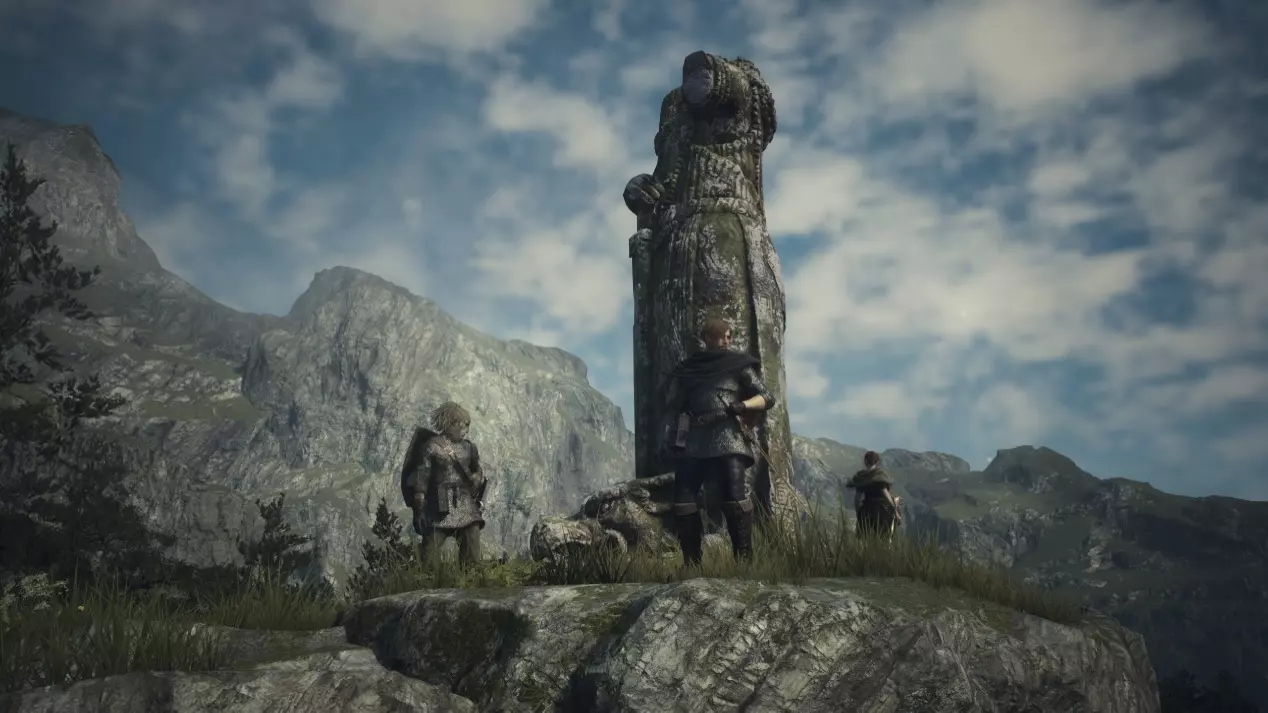 《龙族教义2》带领小队四处冒险